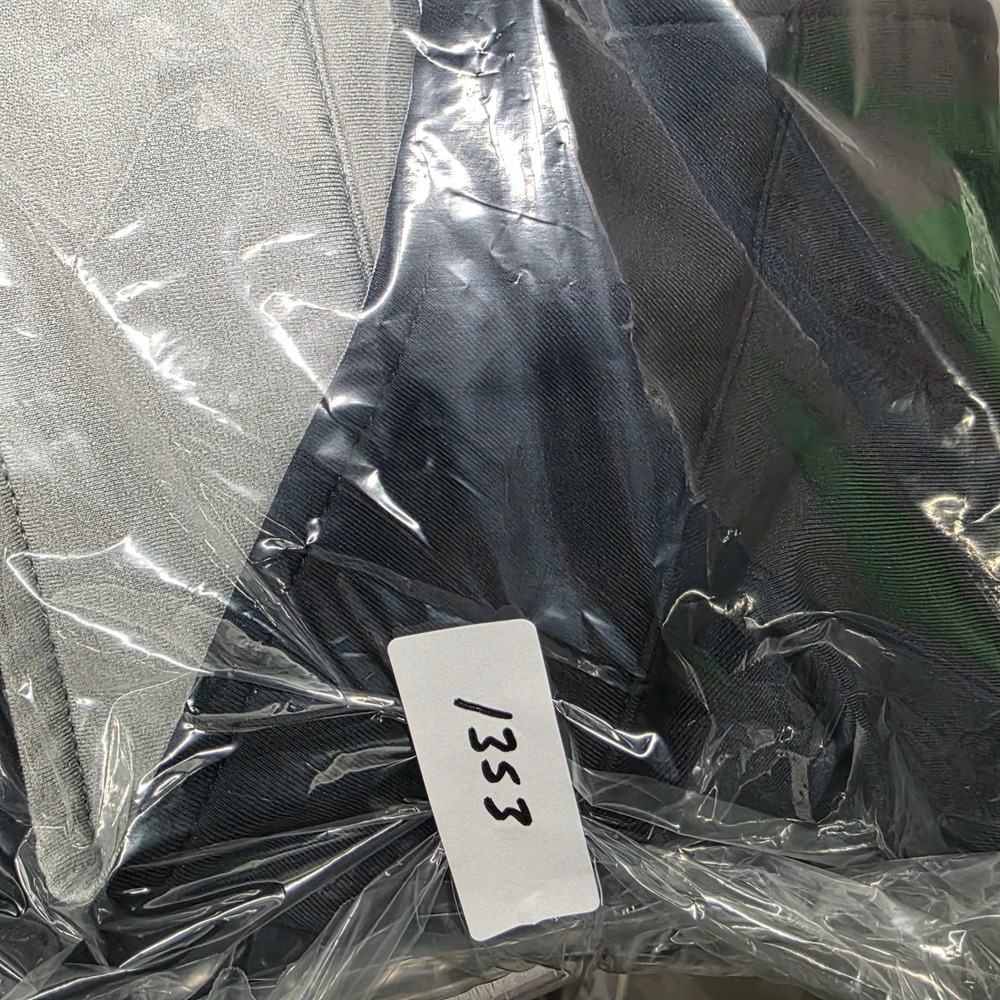 Peter Millar Audi Quarter Zip Pullover Mens XL Black Performance Golf Sweater - Picture 15 of 15